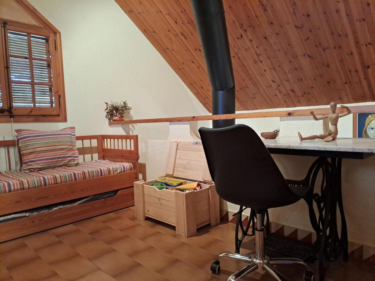 Vallgorguina Chalet Entre Parques Naturales מראה חיצוני תמונה